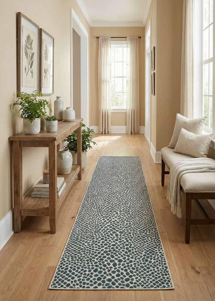 2' 7 x 14' Easy-Clean Jill Zarin Indoor / Outdoor Runner Rug