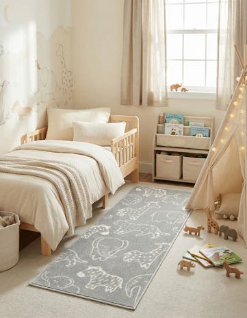 2' 2 x 6' Animals Whimsy Kids Runner Rug