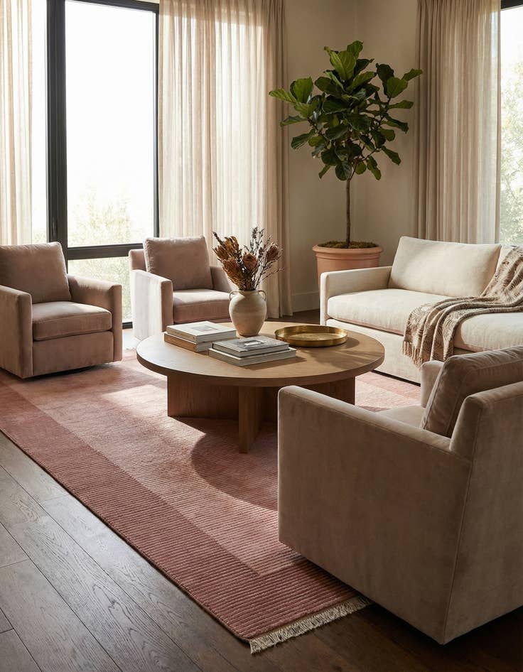 Detail image of  6' 6 x 9' 10  Hand Knotted Darya Wool Rug