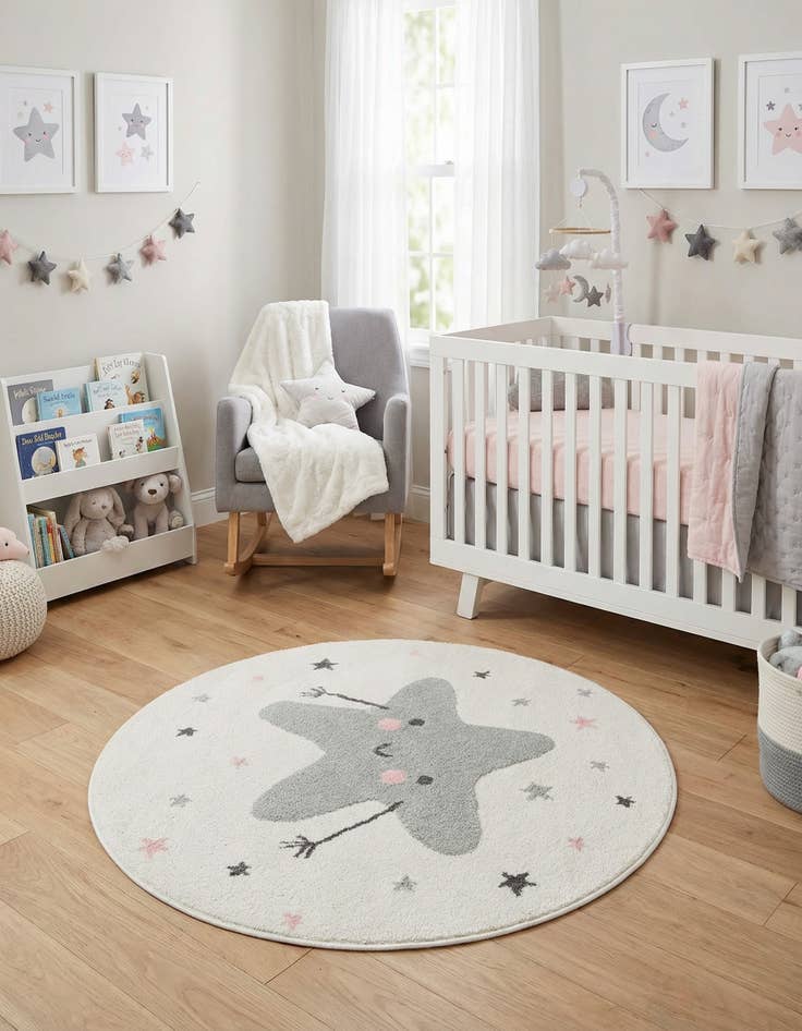 Detail image of 3' 3 x 3' 3 Star Whimsy Kids Round Rug
