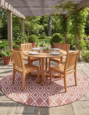 7' x 7' Easy-Clean Jill Zarin Indoor / Outdoor Round Rug