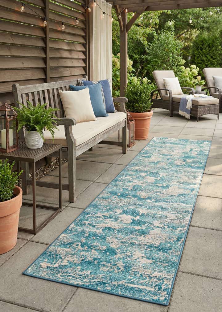 2' 7 x 12' Easy-Clean Modern Indoor / Outdoor Runner Rug
