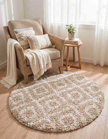 3' 3 x 3' 3 Lattice Shag Round Rug