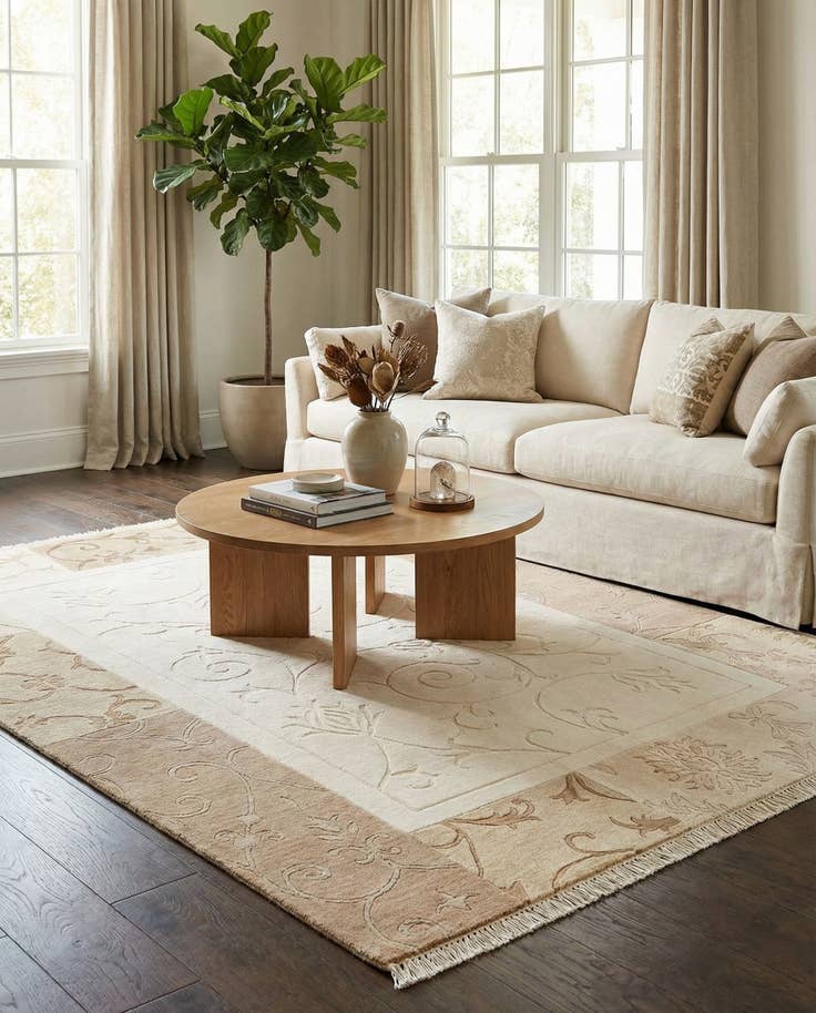 Detail image of 4' 7 x 6' 7 Hand Knotted Darya Wool Rug