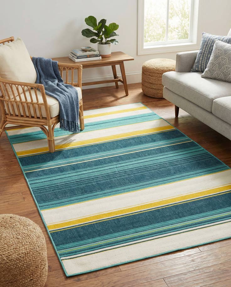 Detail image of 5' x 8' Easy-Clean Border Indoor / Outdoor Rug