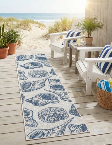 Ivory and Navy Blue Easy-Clean Coastal Indoor / Outdoor Runner Rug
