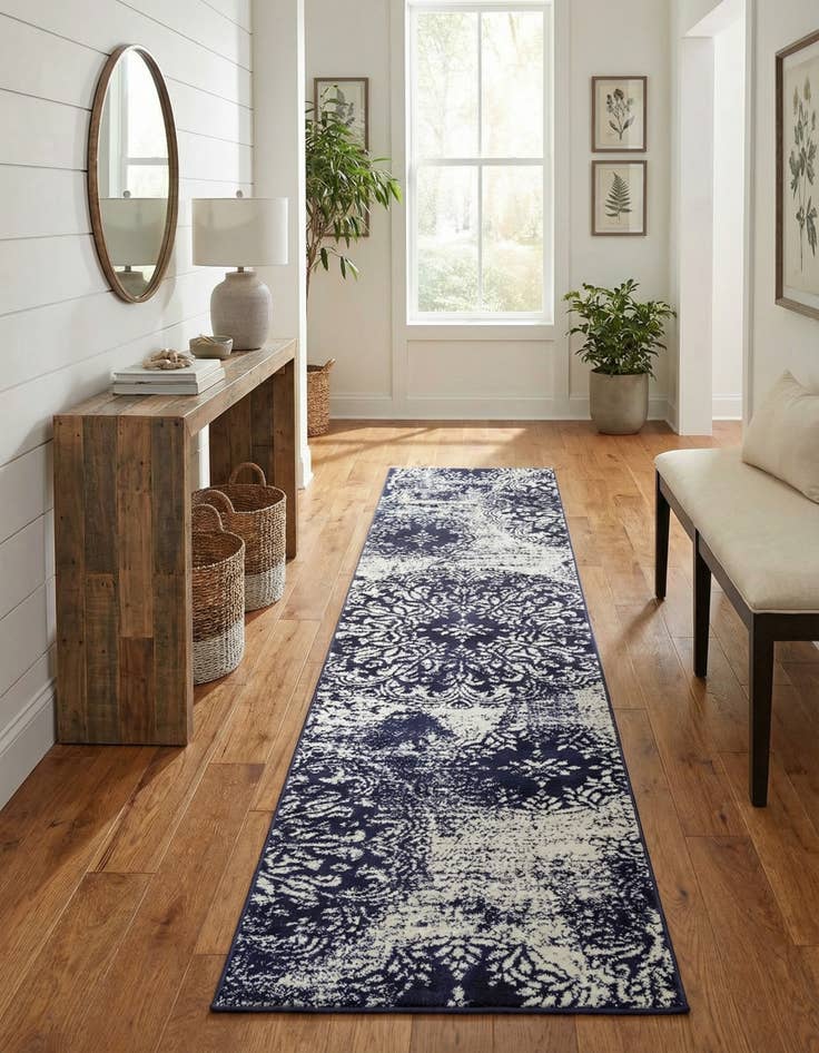 Detail image of 2' x 9' 10 Monaco Runner Rug