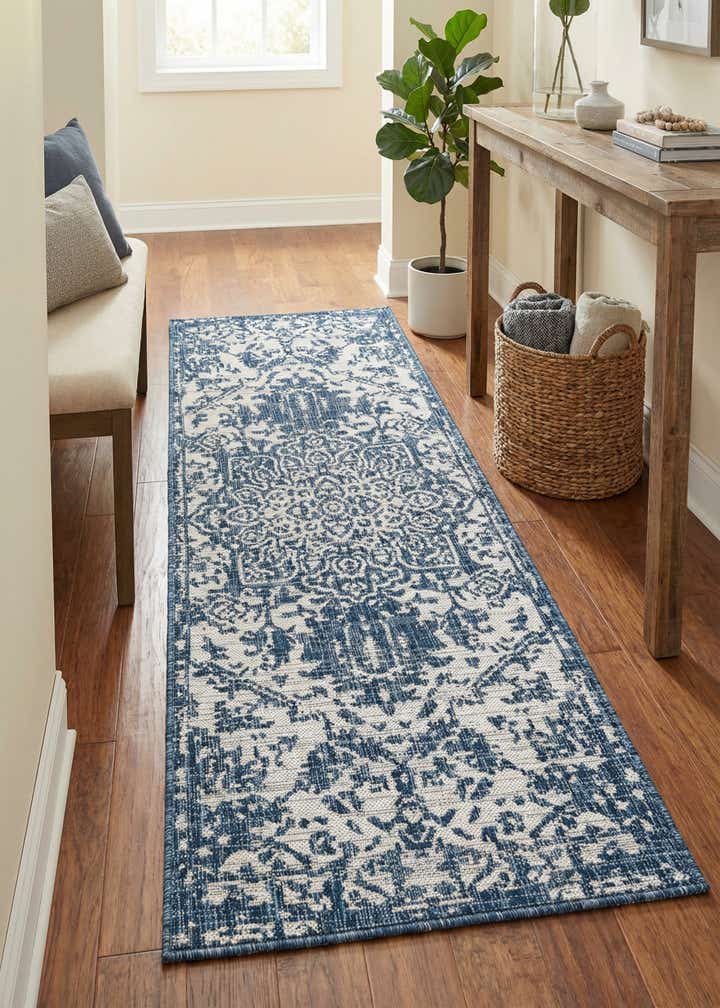 2' x 6' Easy-Clean Jill Zarin Dubai Indoor / Outdoor Runner Rug