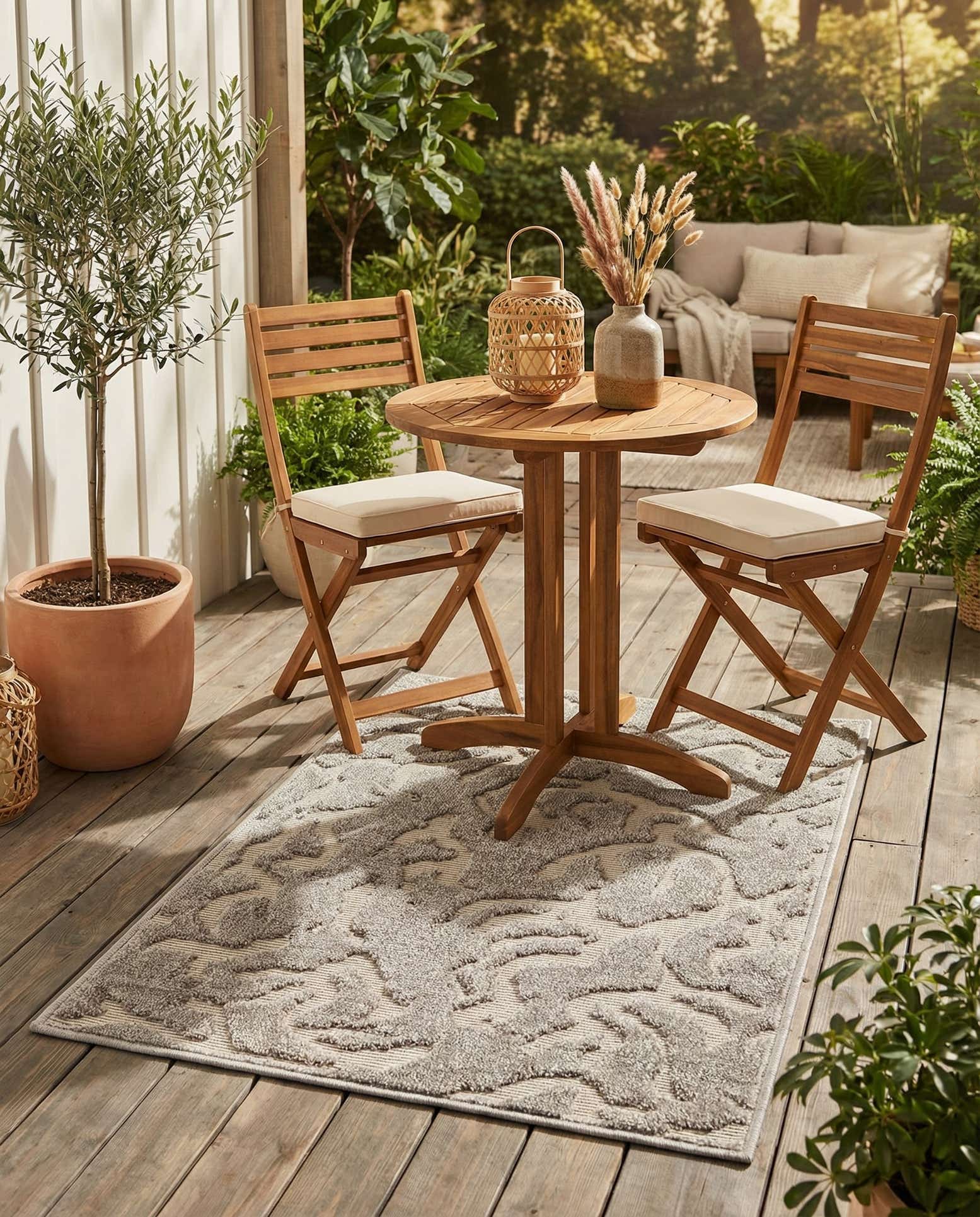 2' x 3' Easy-Clean Sabrina Soto Indoor / Outdoor Rug