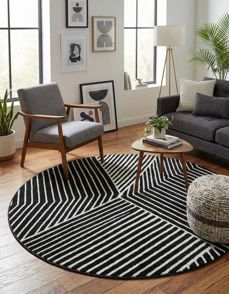 Detail image of 5' x 5' Oslo Round Rug