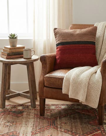 1' 6 x 1' 6 Hand Woven Pillow Wool Square Rug