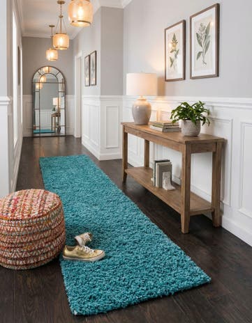 2' 7 x 13' Solid Shag Runner Rug