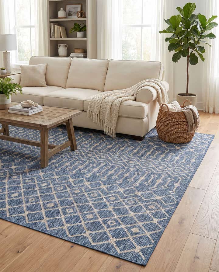 7' x 10' Easy-Clean Trellis Indoor / Outdoor Rug