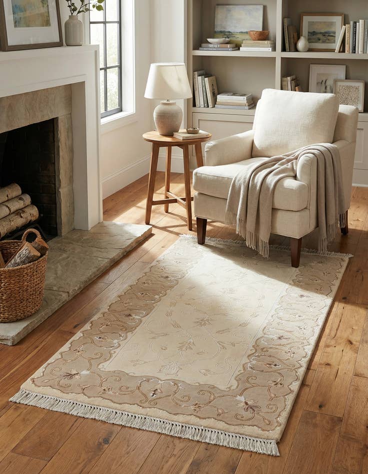 Detail image of 2' 9 x 4' 10  Hand Knotted Darya Rug