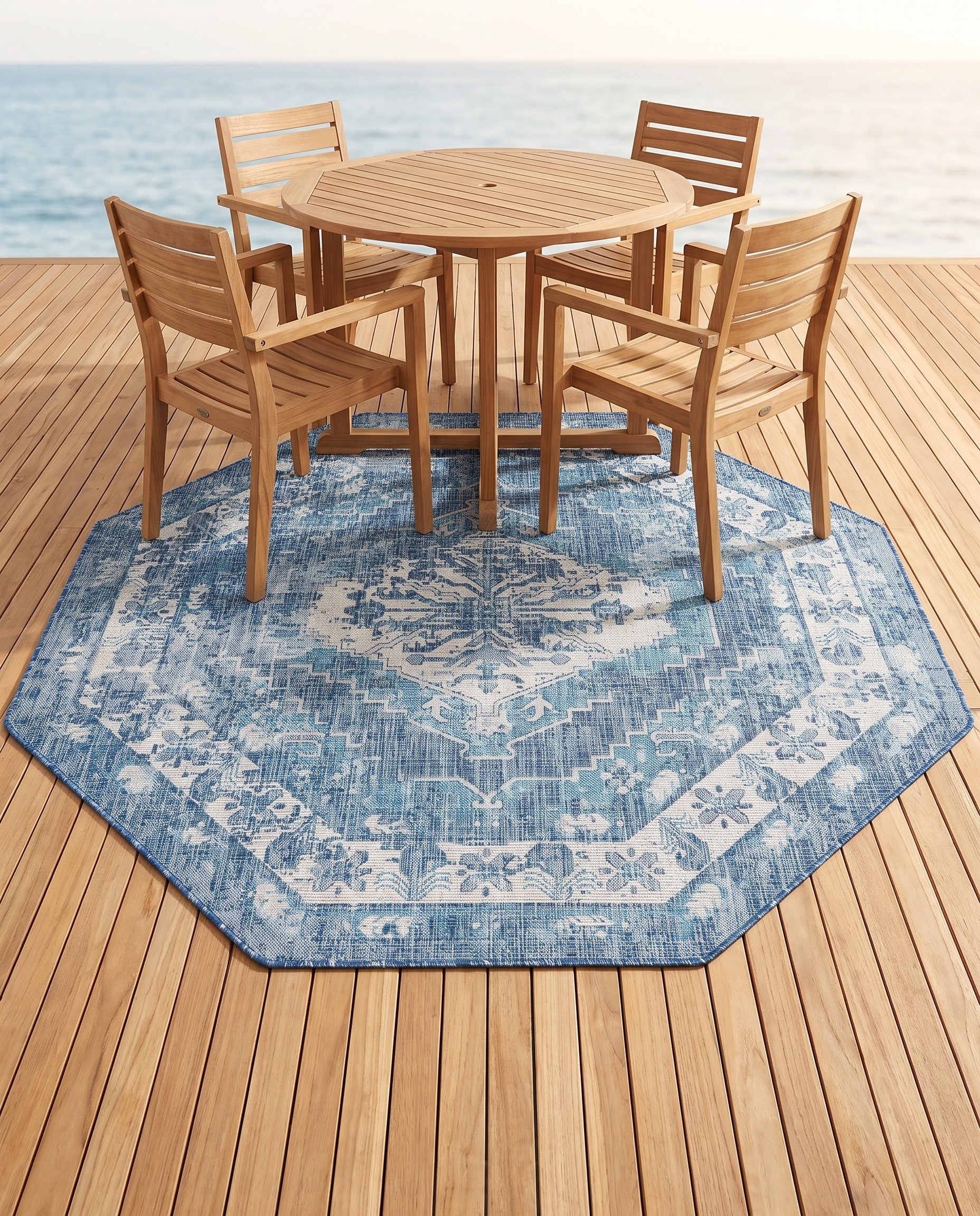 7' 10 x 7' 10 Easy-Clean Traditional Indoor / Outdoor Octagon Rug