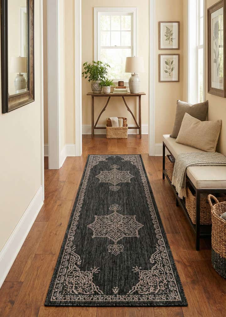 2' 7 x 10' Easy-Clean Traditional Indoor / Outdoor Runner Rug