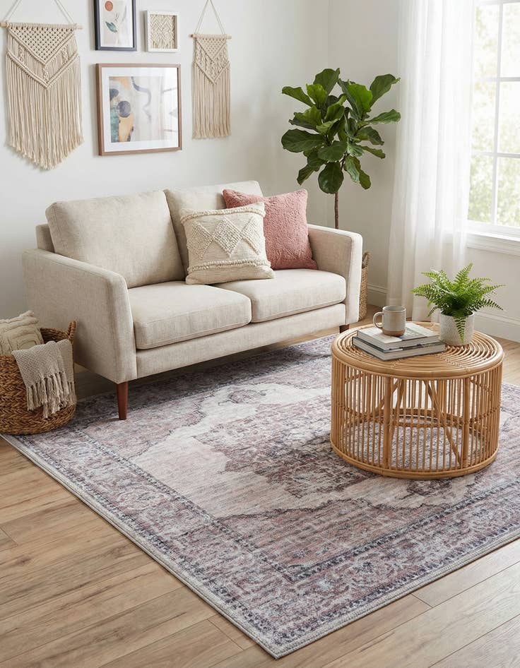 Detail image of  4' x 4'  Washable Mangata Square Rug