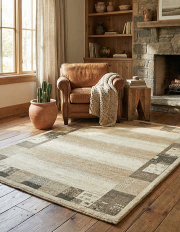 4' x 6' Hand Knotted Kashkuli Gabbeh Wool Rug