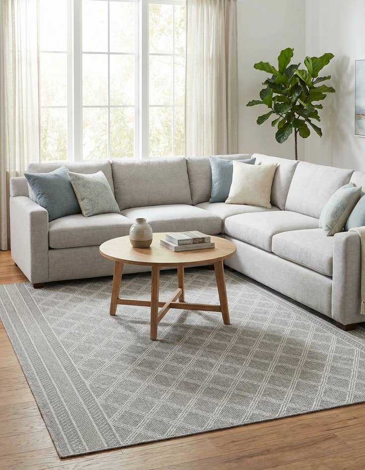 Detail image of  7' 10 x 7' 10  Washable Lattice Indoor / Outdoor Square Rug