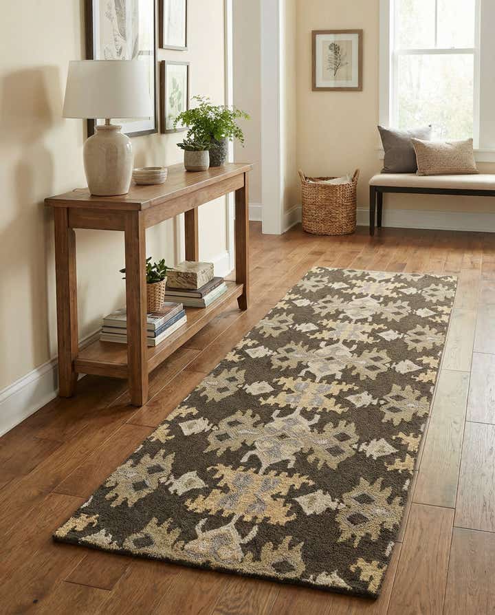 2' 7 x 8' Luna Runner Rug