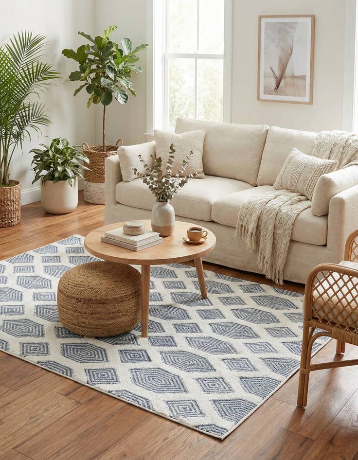 Detail image of 4' 5 x 6' Sabrina Soto Casa Havana Rug