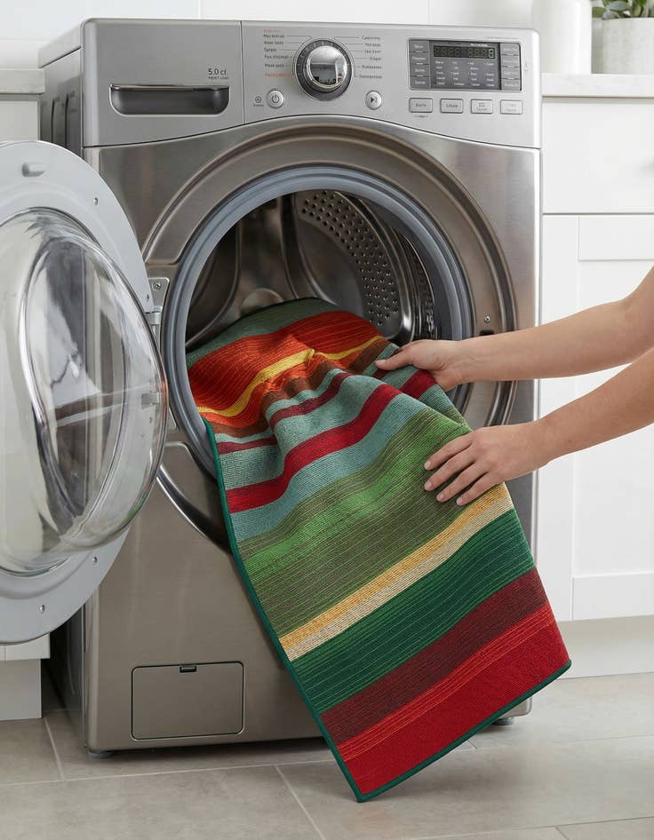 Detail image of 2' x 8'  Washable Modern Indoor / Outdoor Runner Rug