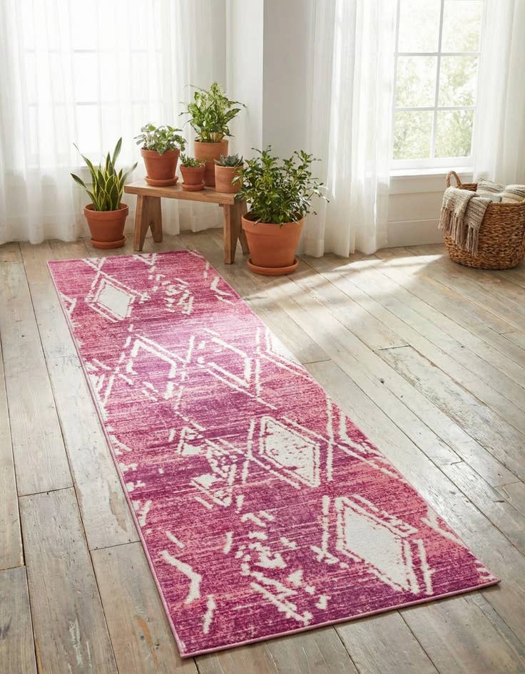 Detail image of 2' 7 x 8' Uptown Carnegie Hill Runner Rug