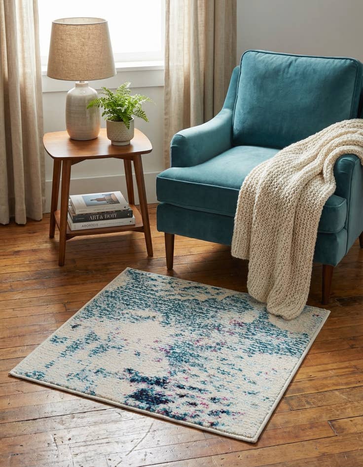 Detail image of 1' 4 x 1' 4  Washable Capri Sample Rug