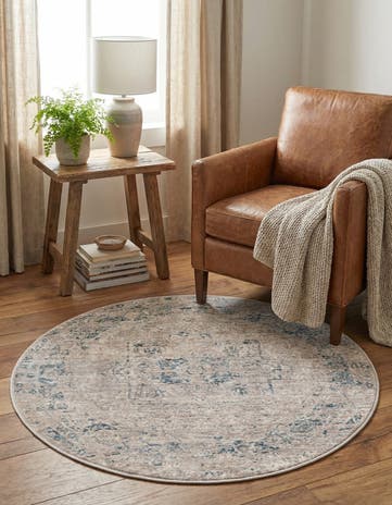 3' 10 x 3' 10 Noble Round Rug