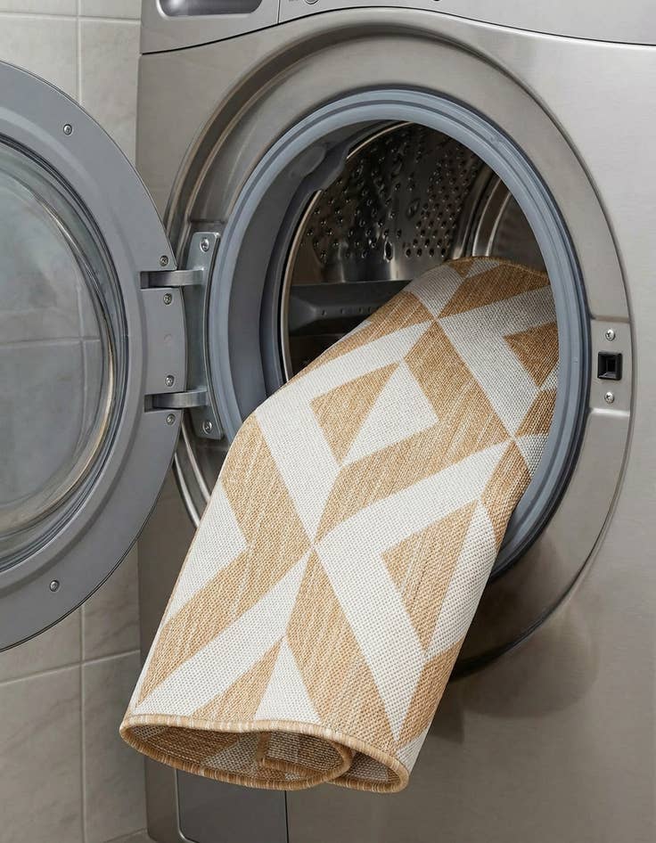 Detail image of  5' 3 x 8'  Washable Jill Zarin Napa Indoor / Outdoor Oval Rug