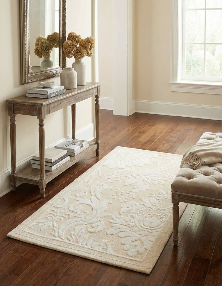 Detail image of  2' 11 x 4' 11  Hand Knotted Darya Wool Rug