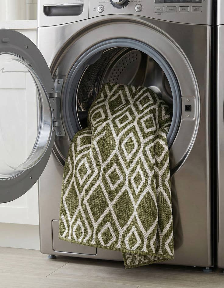 Detail image of 2' x 8'  Washable Jill Zarin Turks and Caicos Indoor / Outdoor Runner Rug