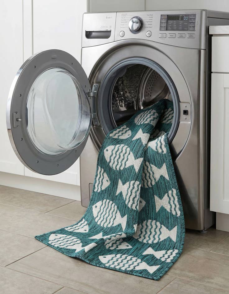 Detail image of 2' x 8'  Washable Coastal Indoor / Outdoor Runner Rug