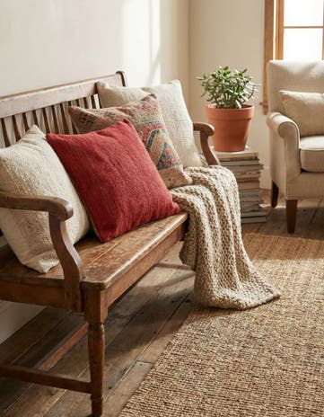 1' 6 x 1' 6 Hand Woven Pillow Wool Square Rug