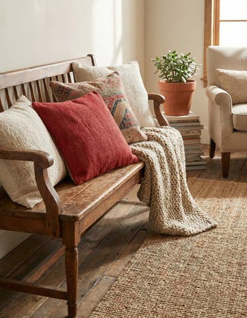 1' 6 x 1' 6 Hand Woven Pillow Wool Square Rug