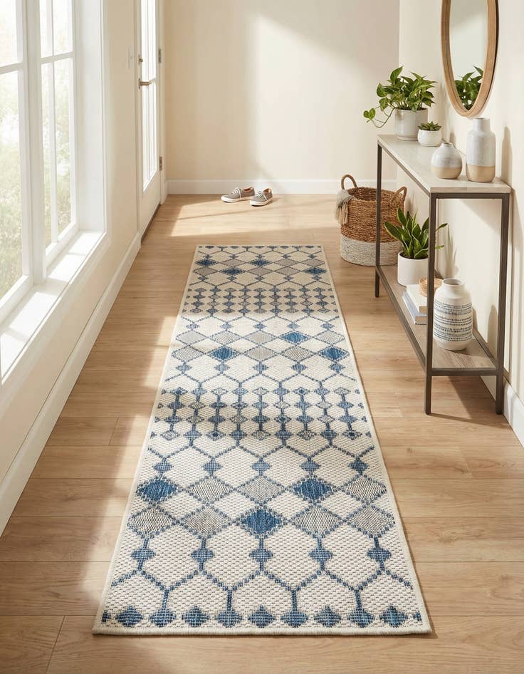 Detail image of 2' x 8'  Washable Trellis Indoor / Outdoor Runner Rug