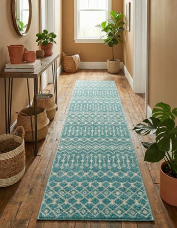 2' 7 x 10' Moroccan Trellis Runner Rug