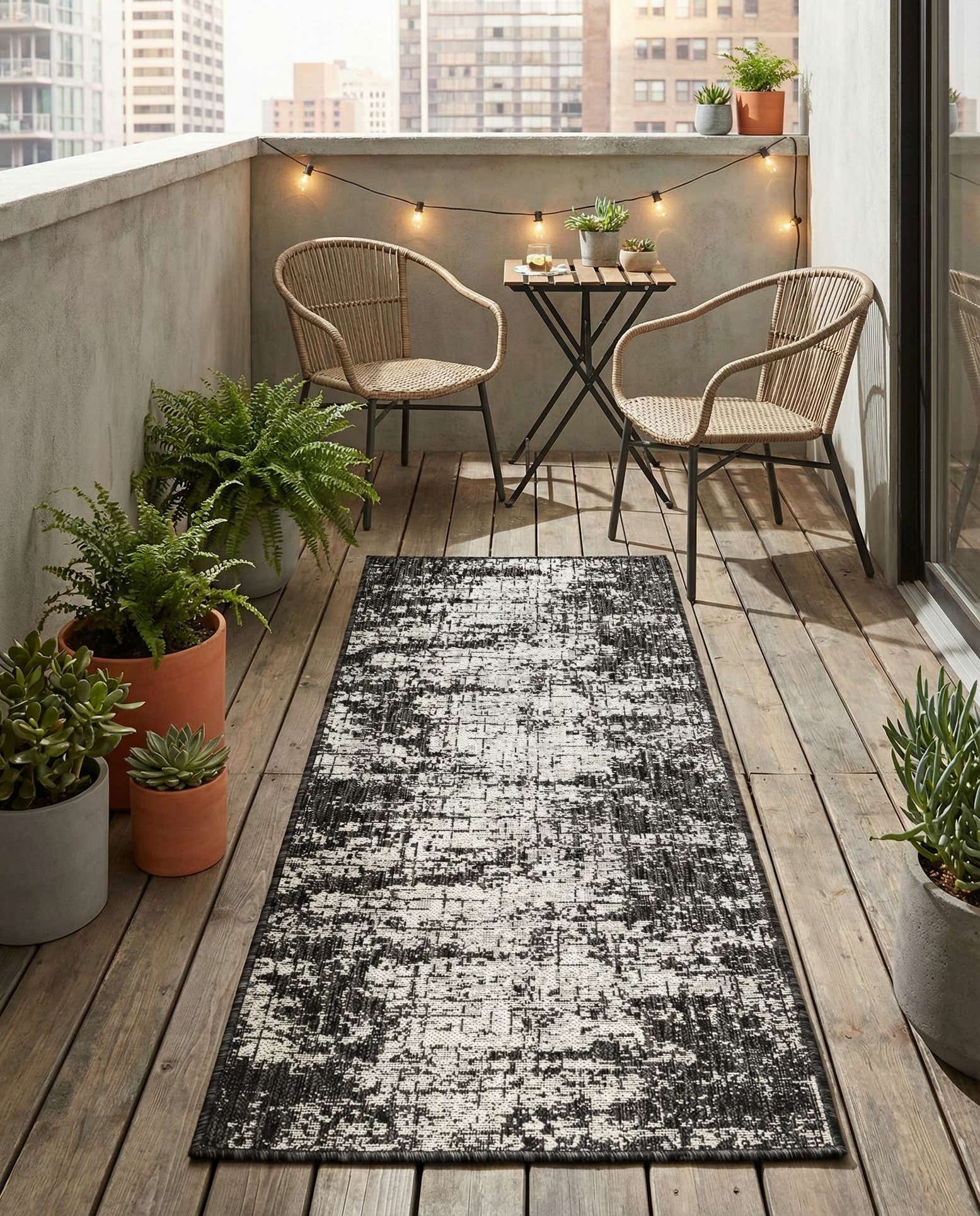 2' x 5' 3 Easy-Clean Modern Indoor / Outdoor Runner Rug