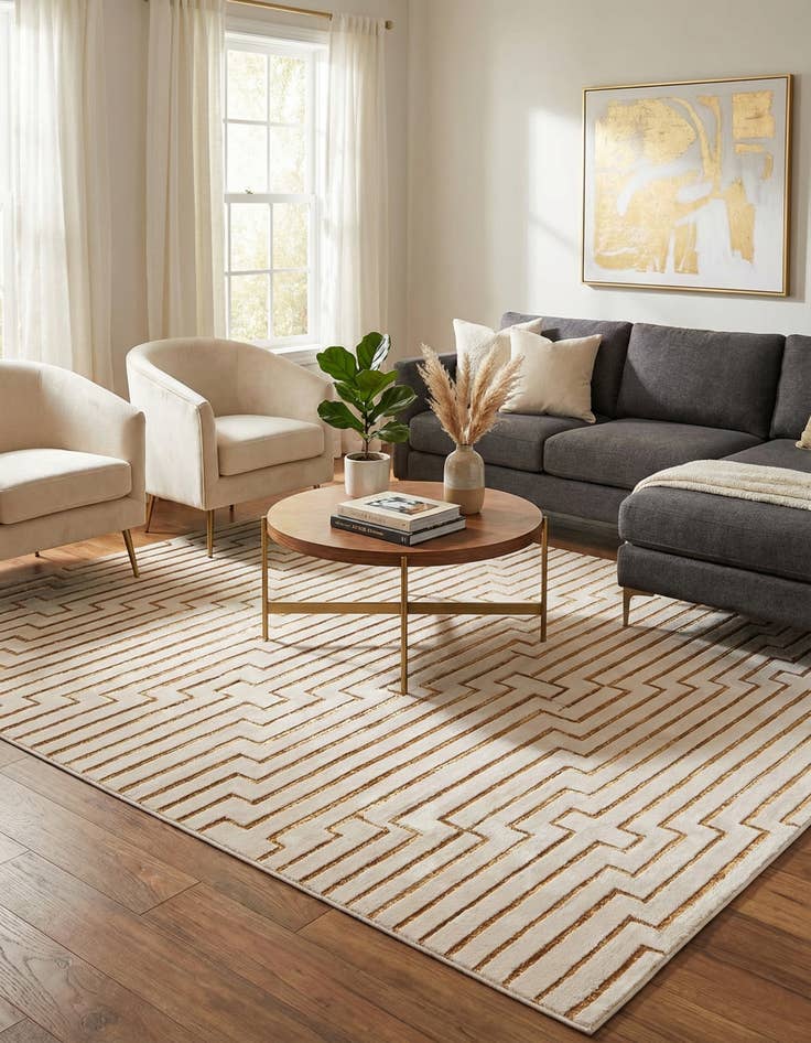 Detail image of 9' x 12' Vogue Geo Rug