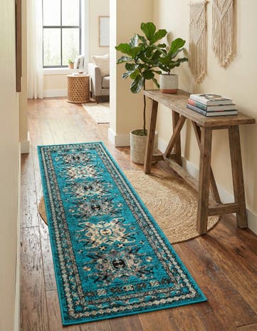 2' x 8' 2 Heris Runner Rug