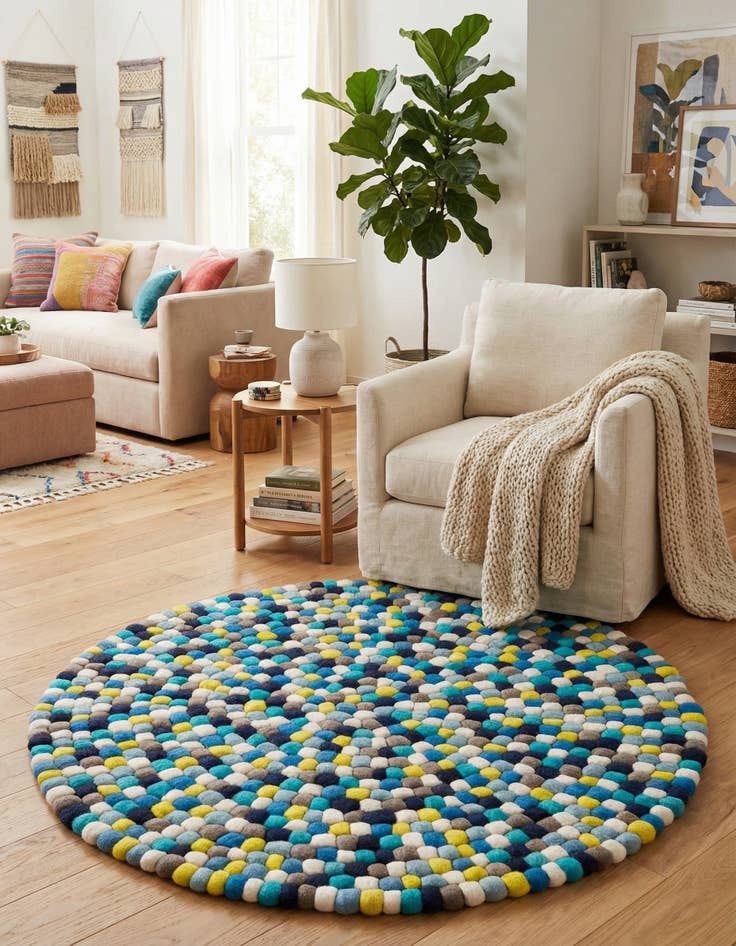 Detail image of 4' 1 x 4' 1  Hand Woven Felt Ball Wool Round Rug