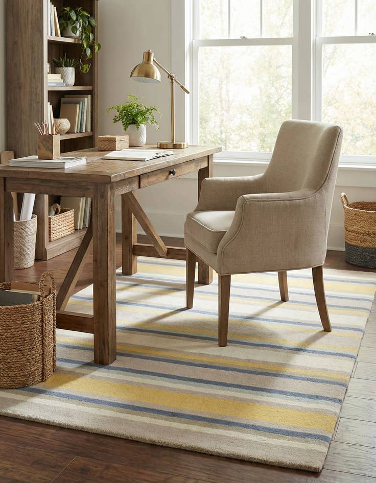 Detail image of  4' x 5' 6 Luna Wool Rug