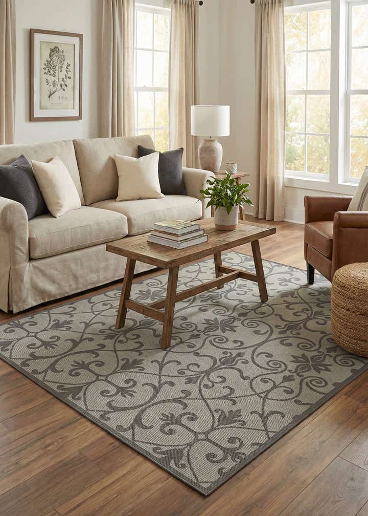 7' x 10' Easy-Clean Botanical Indoor / Outdoor Rug