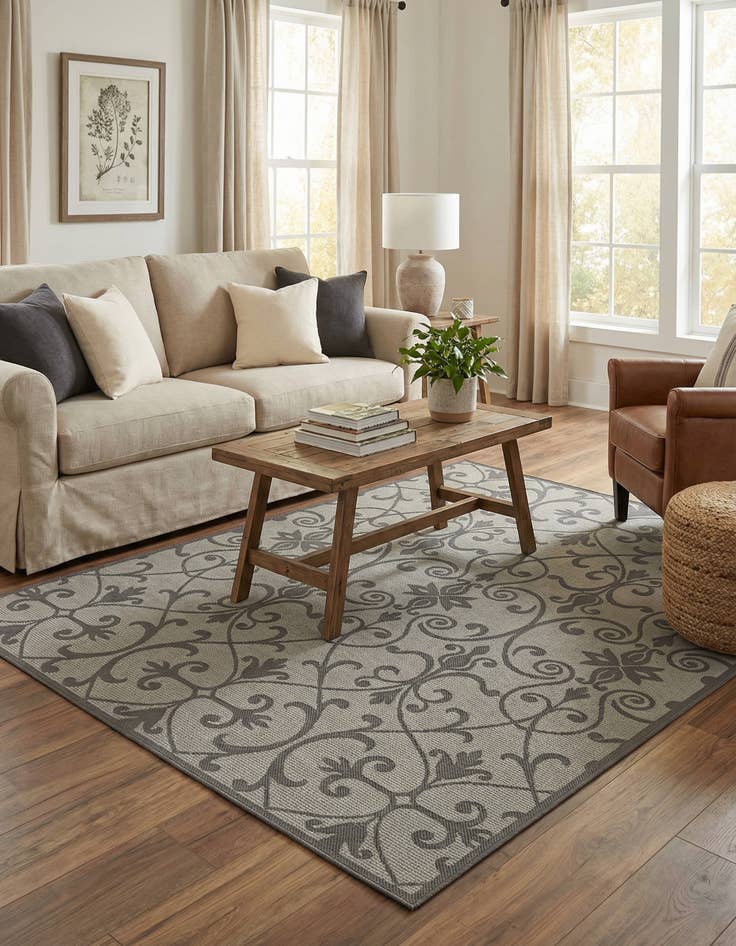 Detail image of 7' x 10'  Washable Botanical Indoor / Outdoor Rug