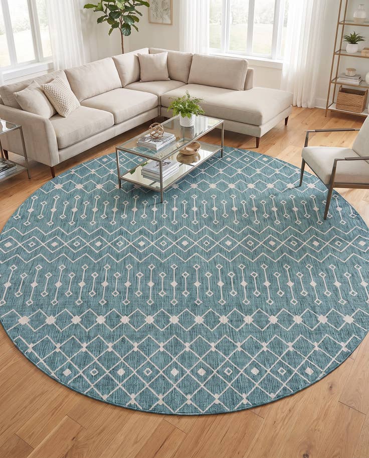 Detail image of 10' 8 x 10' 8 Easy-Clean Trellis Indoor / Outdoor Round Rug