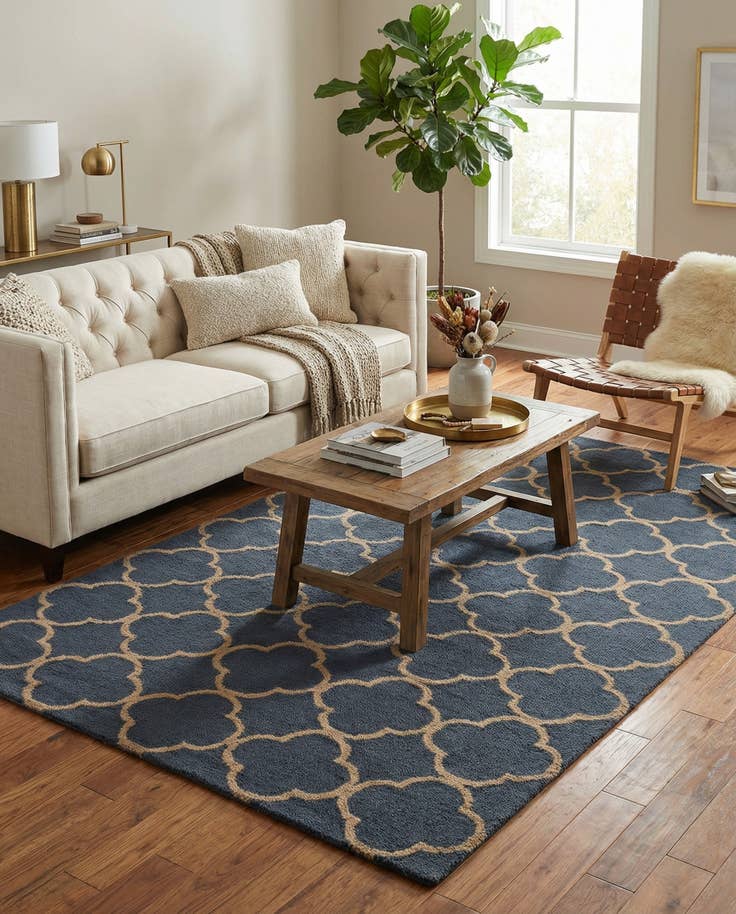 Detail image of 5' x 8' Luna Wool Rug