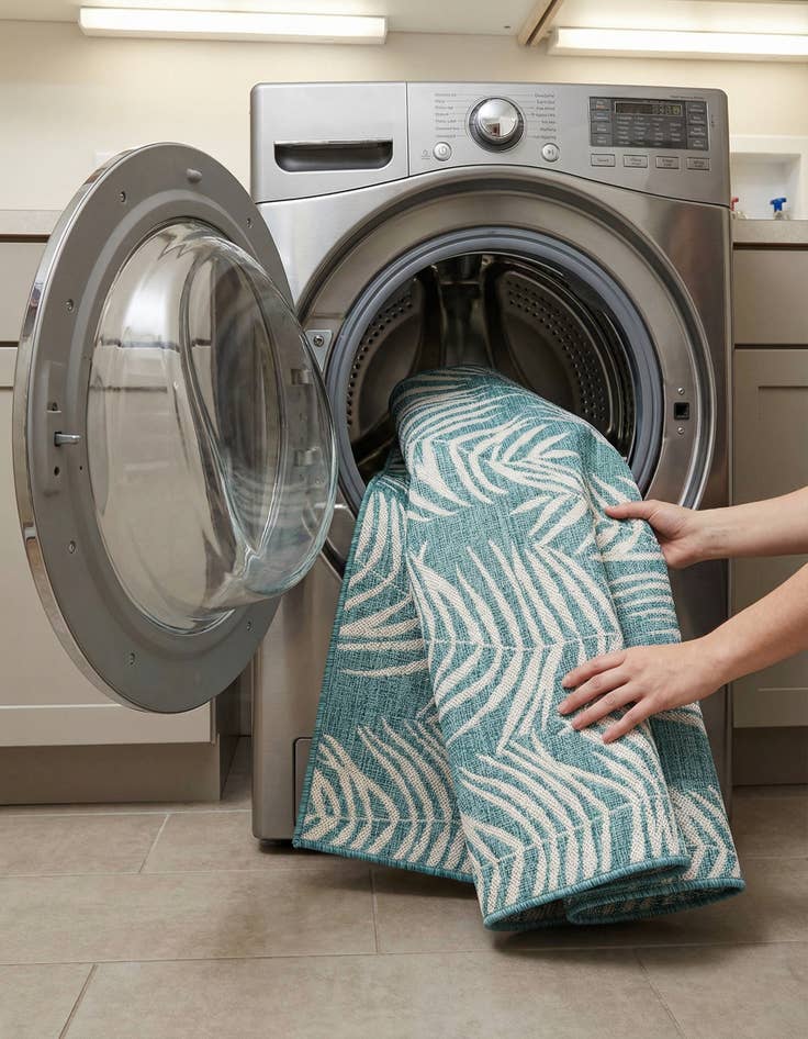 Detail image of  2' 7 x 10'  Washable Botanical Indoor / Outdoor Runner Rug