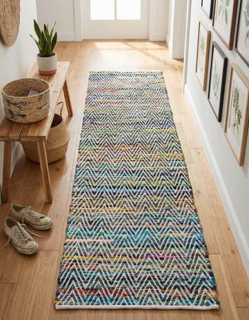 2' 7 x 10' Hand Woven Chindi Chevron Runner Rug