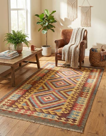 3' 4 x 6' 5 Hand Woven Kilim Maymana Wool Rug