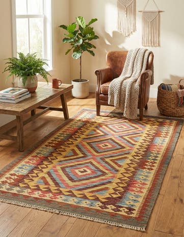 3' 4 x 6' 5 Hand Woven Kilim Maymana Wool Rug